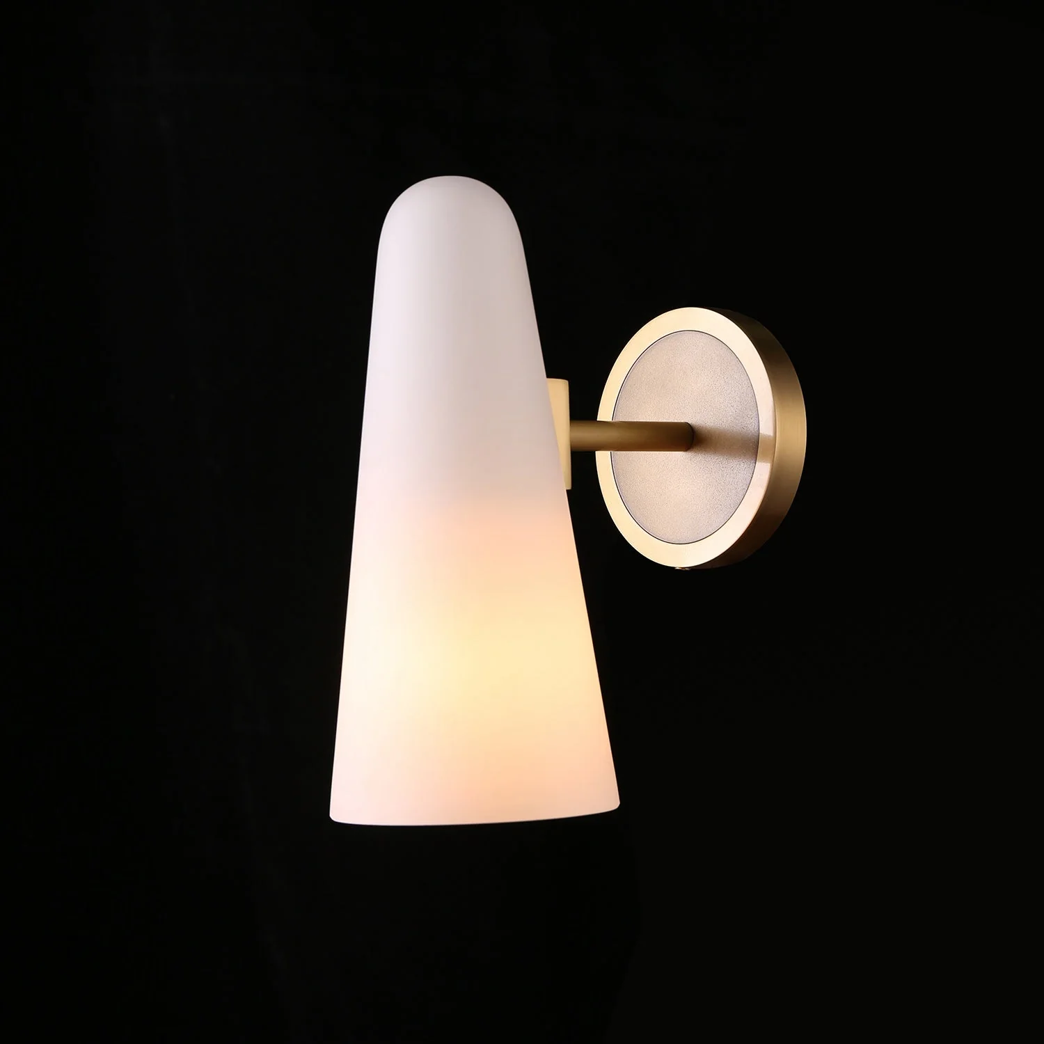 White Porcelain Single Shad Wall Sconce - Image 4