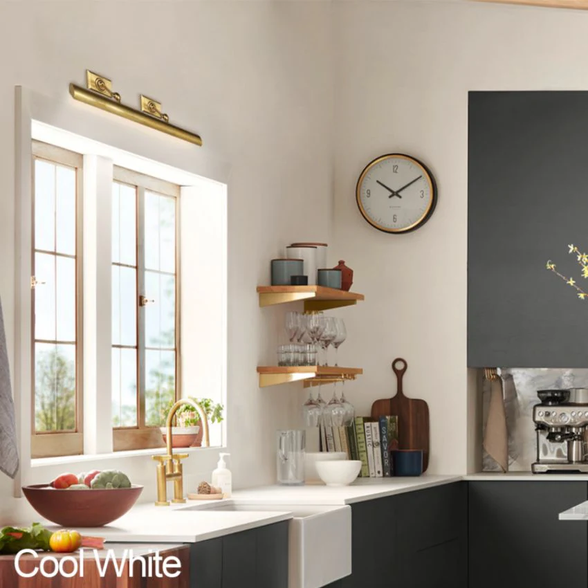 Merlin Brass Picture Light - Image 7