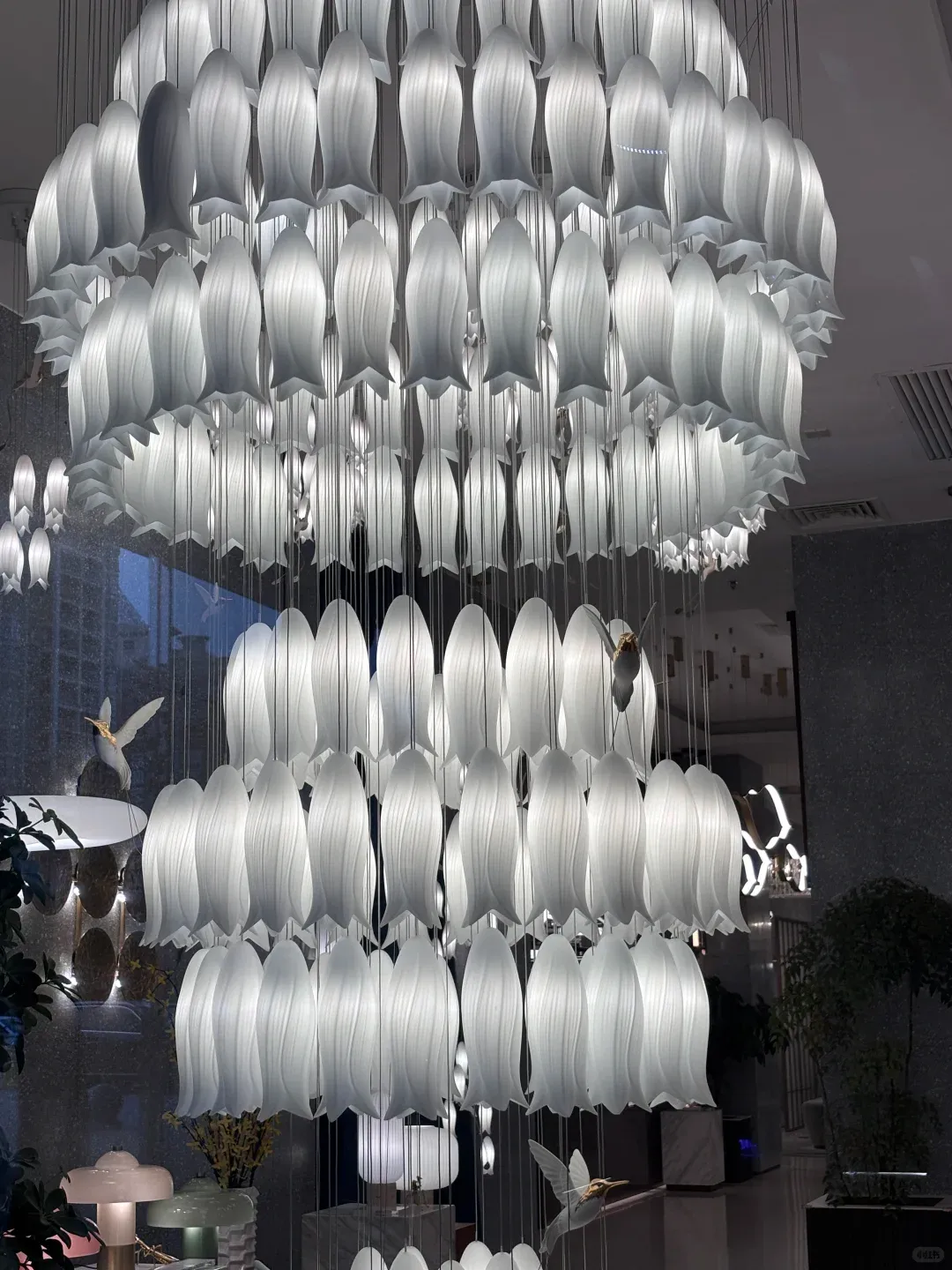 Ceramic Tulip Cascade Staircase Chandelier - Image 3