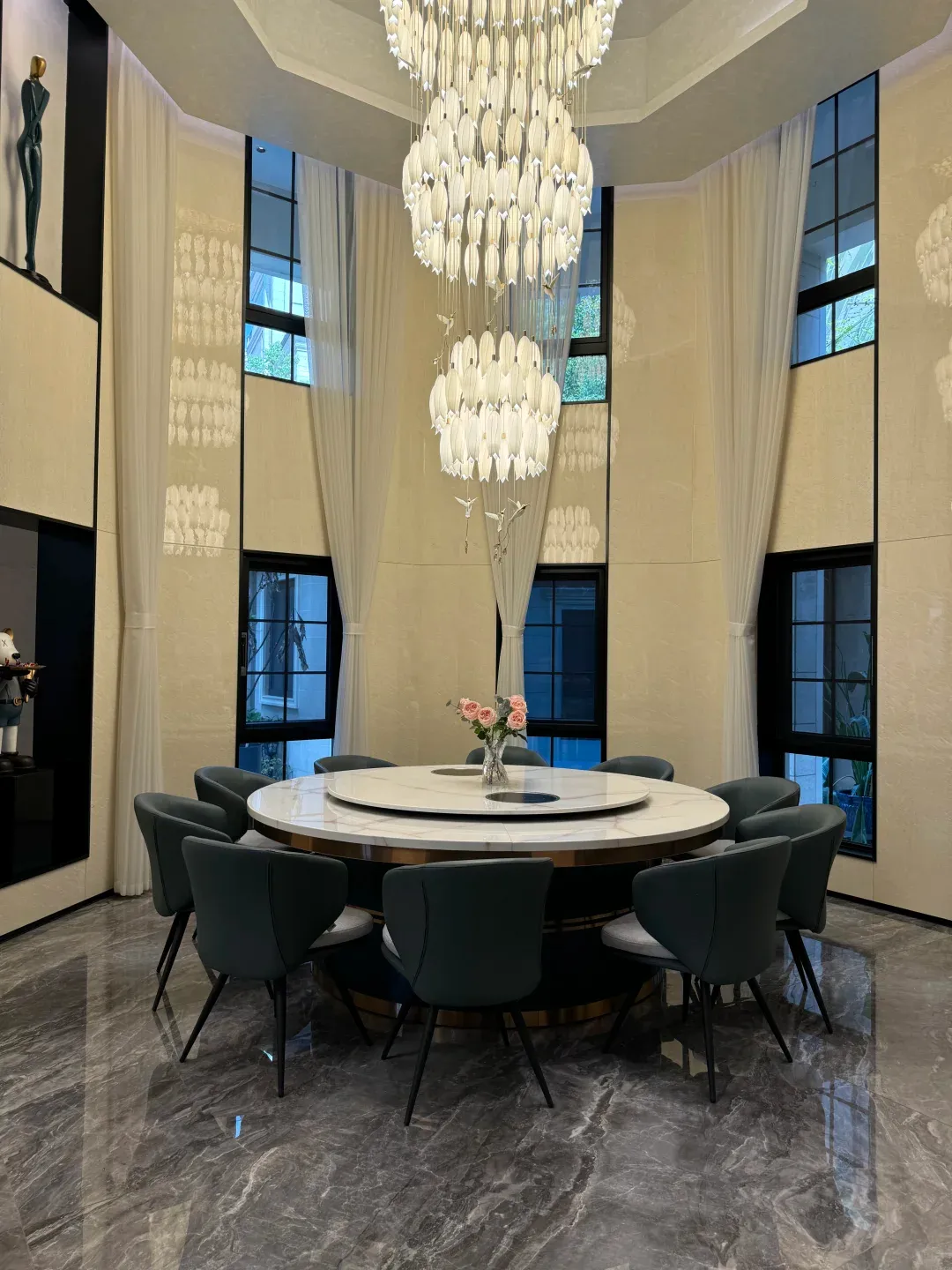 Ceramic Tulip Cascade Staircase Chandelier - Image 6